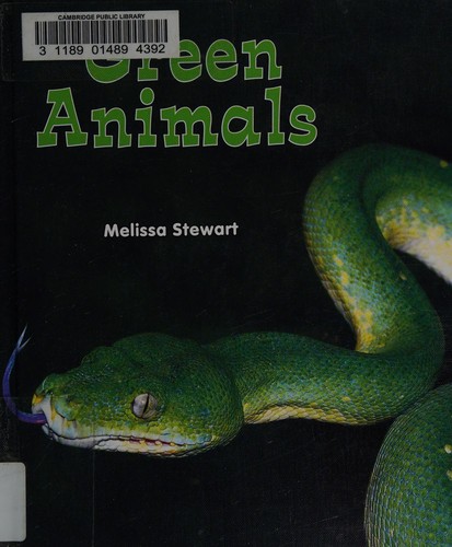 Green animals by Melissa Stewart cover