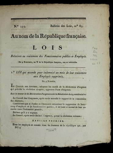 Lois relatives au traitement des fonctionnaires publics et employe s by France cover