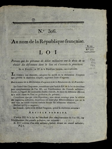 Loi portant que les pre venus de de lits militaires ont le droit de se choisir des de fenseurs dans le lieu ou   s'instruit la proce dure